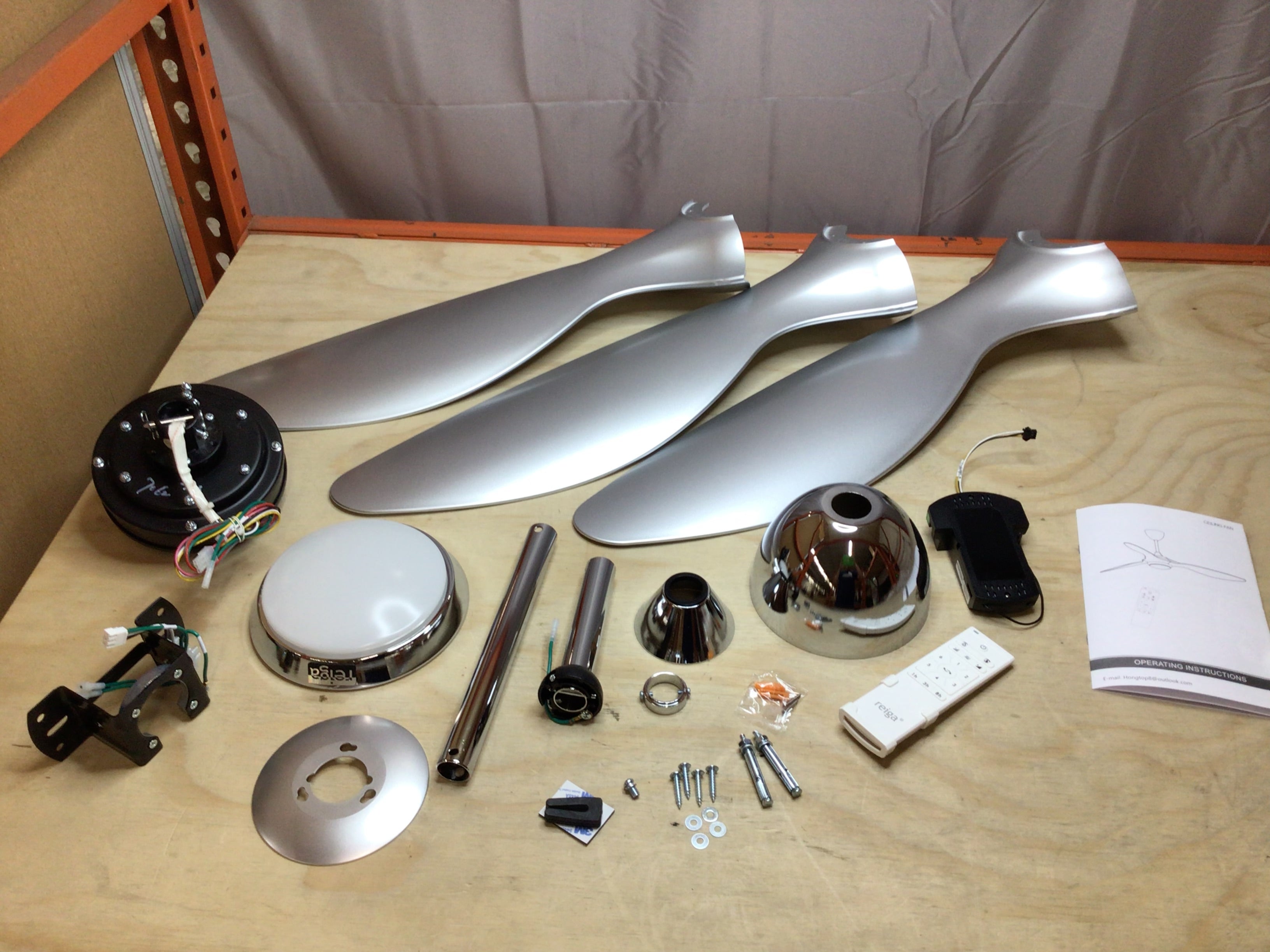 Reiga YFT-7062 52in Silver 52" Ceiling Fan **OPEN BOX** (8115102187758)